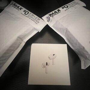 AirPods Pro 2nd Generation with USB C Charging Case (White)